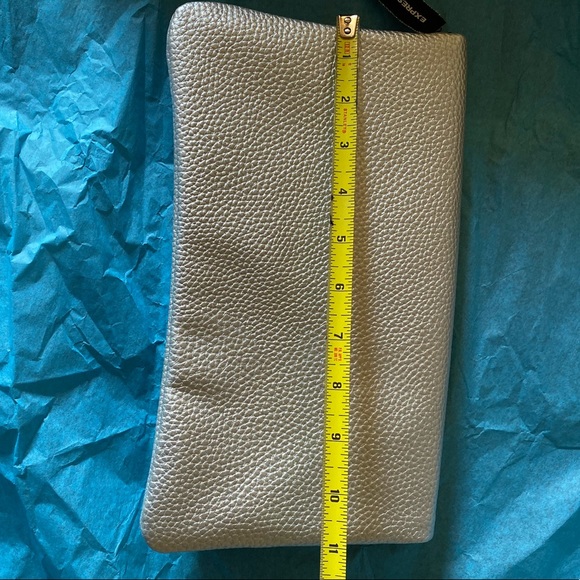 *NWT* Fold over convertable clutch from Express! - Picture 6 of 8